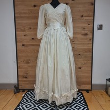 Vintage 1980s Silk Southern Belle Milkmaid Wedding Dress Fits Size 10-12 111