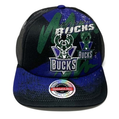 Mitchell & Ness Black NBA Milwaukee Bucks Hyper Trucker HWC Snapback - OSFA