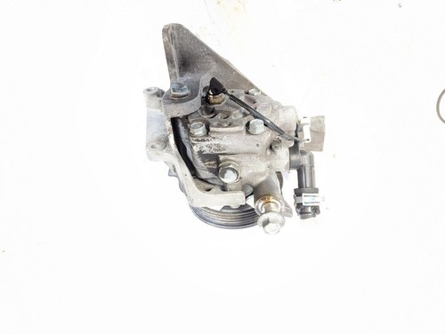 SUBARU LEGACY MK4 2003 - 2009 STEERING PUMP 2.0 PETROL TURBO 80682 - Picture 4 of 5