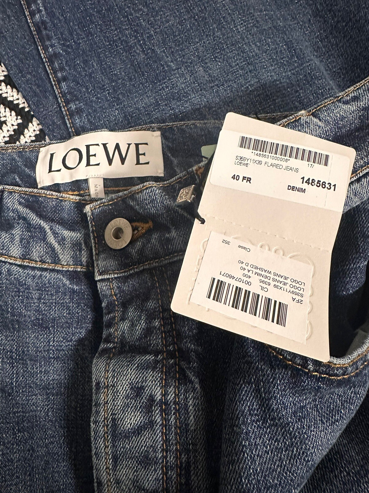 BNWT LOEWE Anagram Logo High Rise Flared Logo Denim Jeans Size FR 40 UK 12