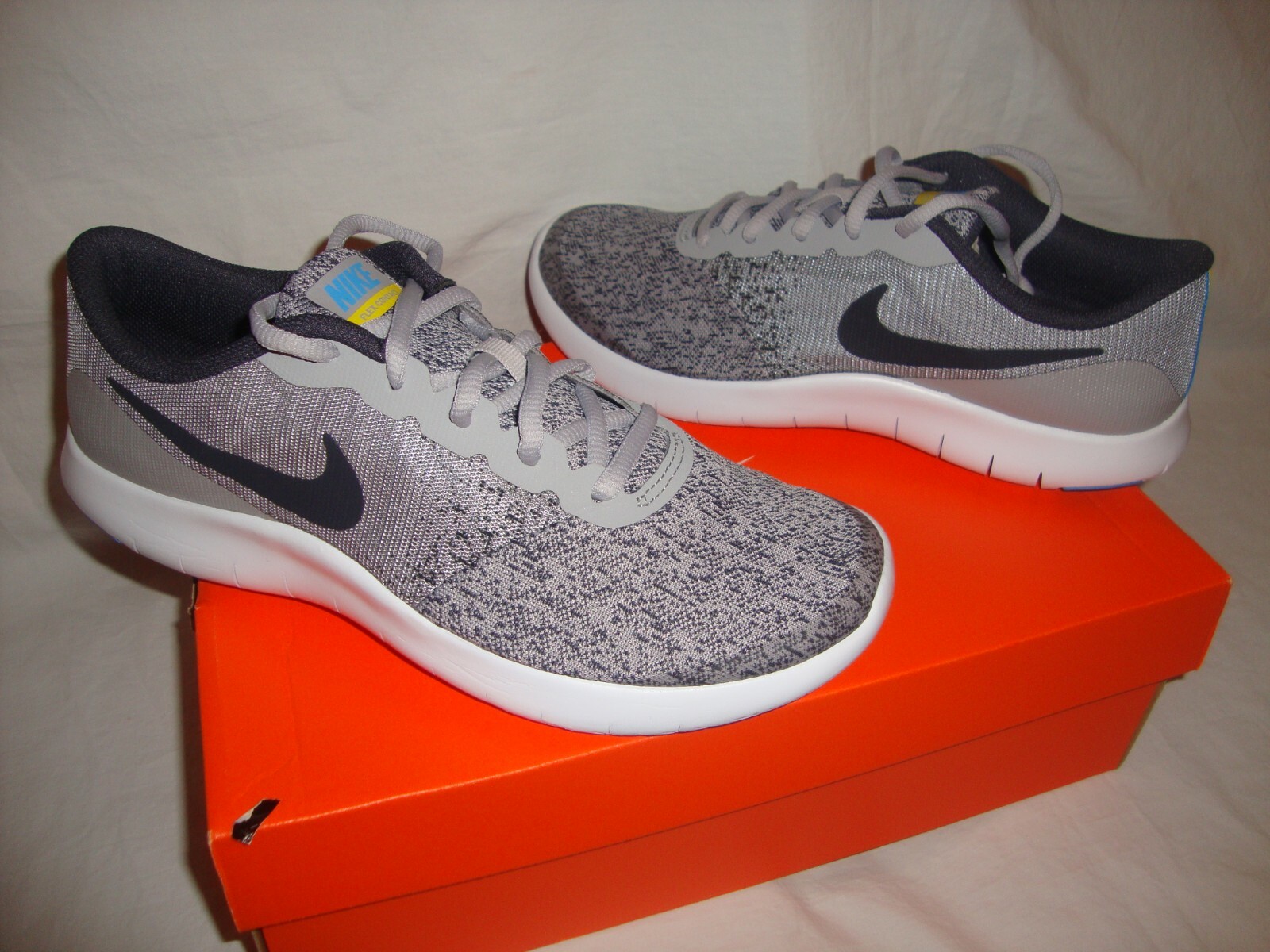 youth nike flex contact