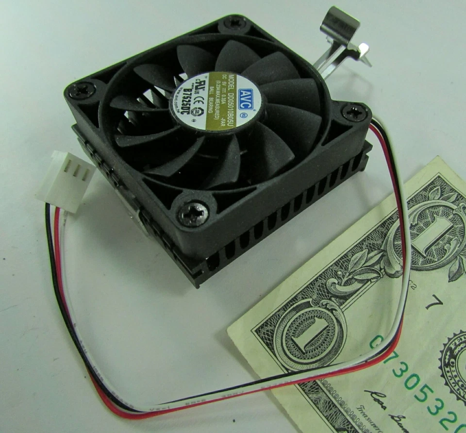 New AVC Ball Bearing Cooling Fan with Heatsink & Mount 5VDC .35A DD05010B05U - Image 3 of 4