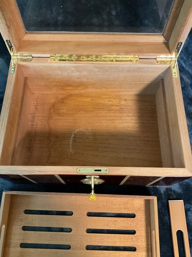 Tabletop Glass Lid Cedar Humidor 75-100 Cigar Capacity Lockable W / Hygrometer - Picture 5 of 9
