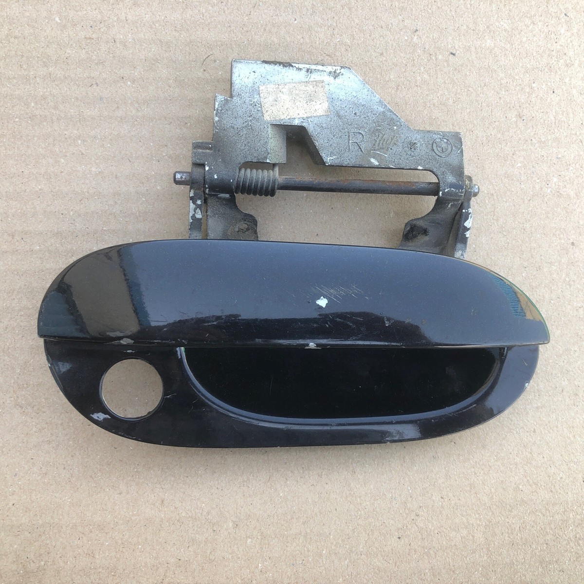 BMW E39 520i 523i 528i Exterior Right Front Door Handle 1996