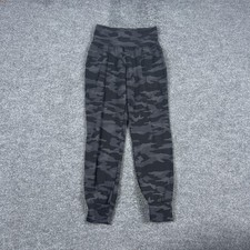 Athleta Pants Womens Small Black Camo Salutation Jogger Pockets Yoga Athletic