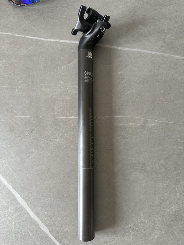 Canyon VCLS Carbon Seatpost SP0057 27.2mm x 350mm 20mm Offset
