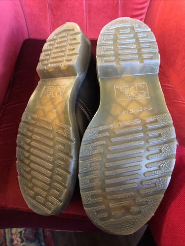1460 Pride Doc Martens UK 5/US EU 38 As NEW Worn Once - Picture 4 of 4