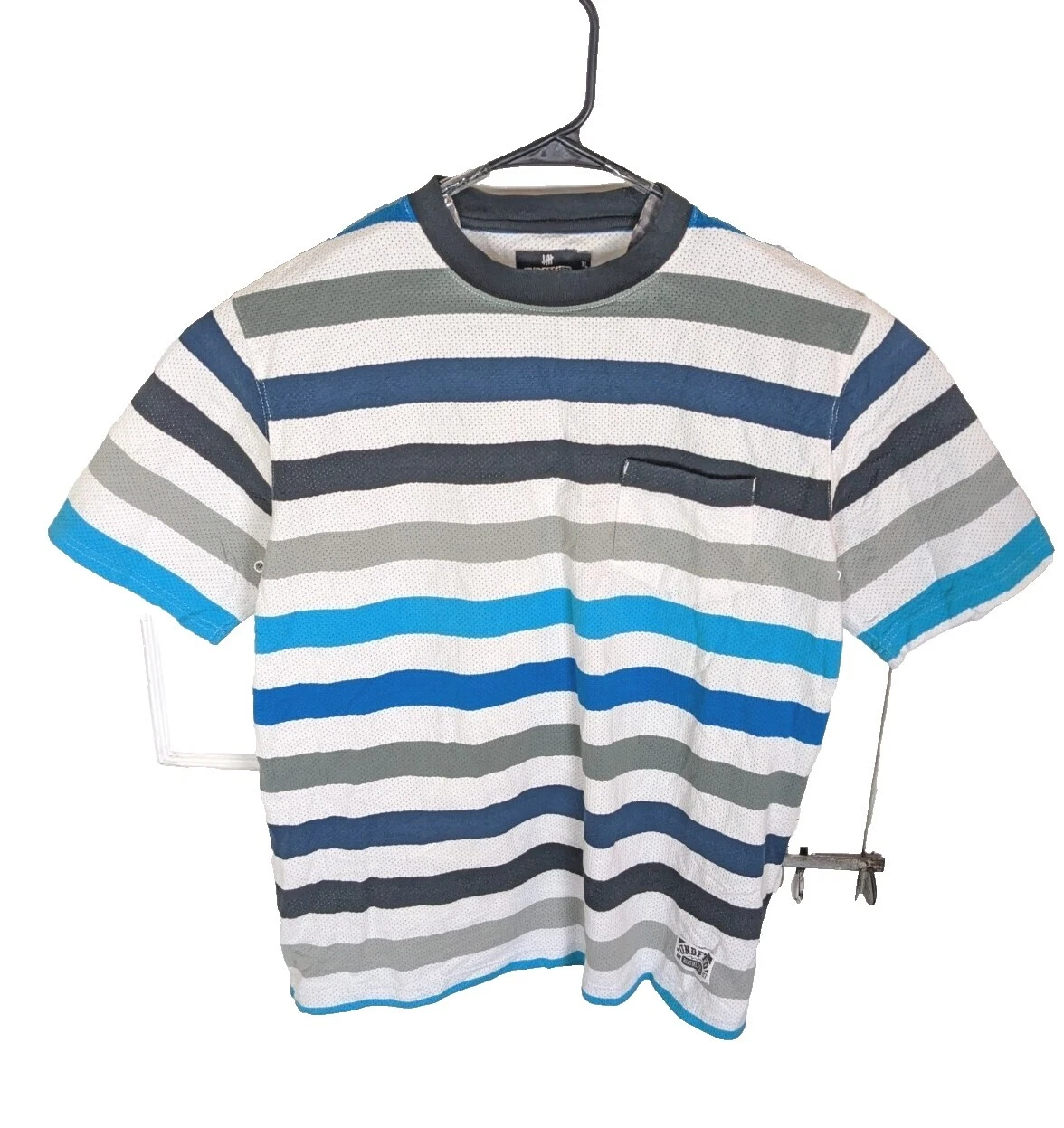 Undefeated camisetas a rayas para hombres