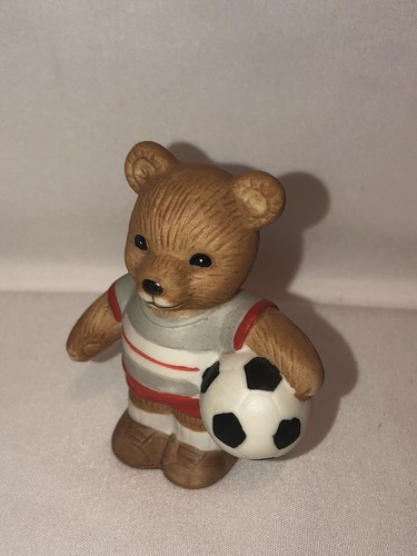 Vintage HomCo HOME INTERIORS Bear Figurine Soccer Fun - Picture 14 of 14