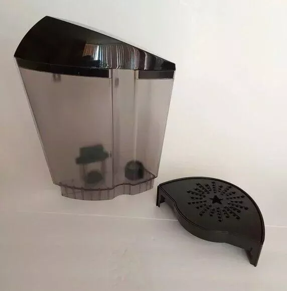 Keurig Replacement Parts Water Reservoir w Lid and Drip Tray Great Condition