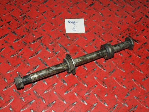 Achse hinten Hinterrad rear wheel axle shaft Suzuki RG 125 F Gamma 92-