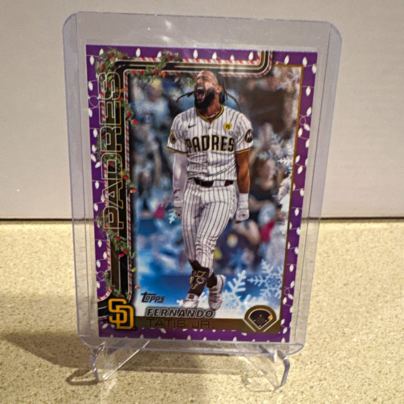 Topps 2024 Holiday Fernando Tatís Jr. San Diego Padres #H170 Serial /99