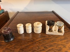 Pezzi elettrici vintage - 3 pomelli in porcellana, base fusibile Edison (rotta), presa