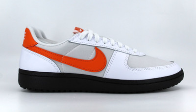 Nike Field General 82 SP Sneaker UK 8,5 White Orange Blaze Black FQ8762-101