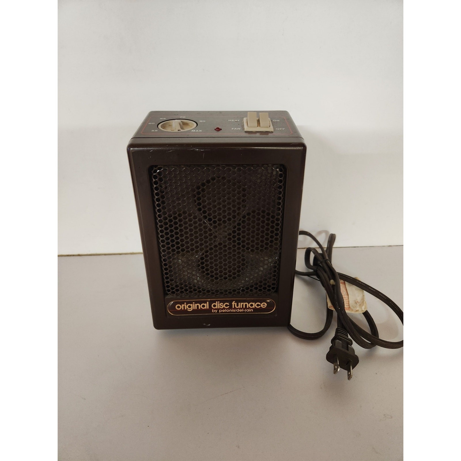 Vintage Pelonis The Original Disc Furnace Ceramic Space Heater Model 1500 IV 