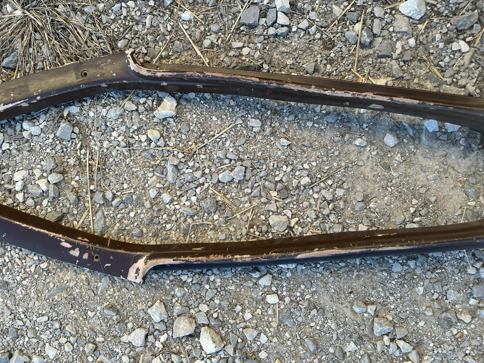 Borde de puerta interior pilar B Grand Prix Cutlass 78-88 - par marrón tostado Foto 4 de 4