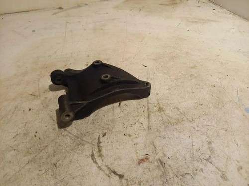 AUDI A6 4A2, C8 Klimakompressorhalterung 059260885F 2.00 Diesel 2005 31471517