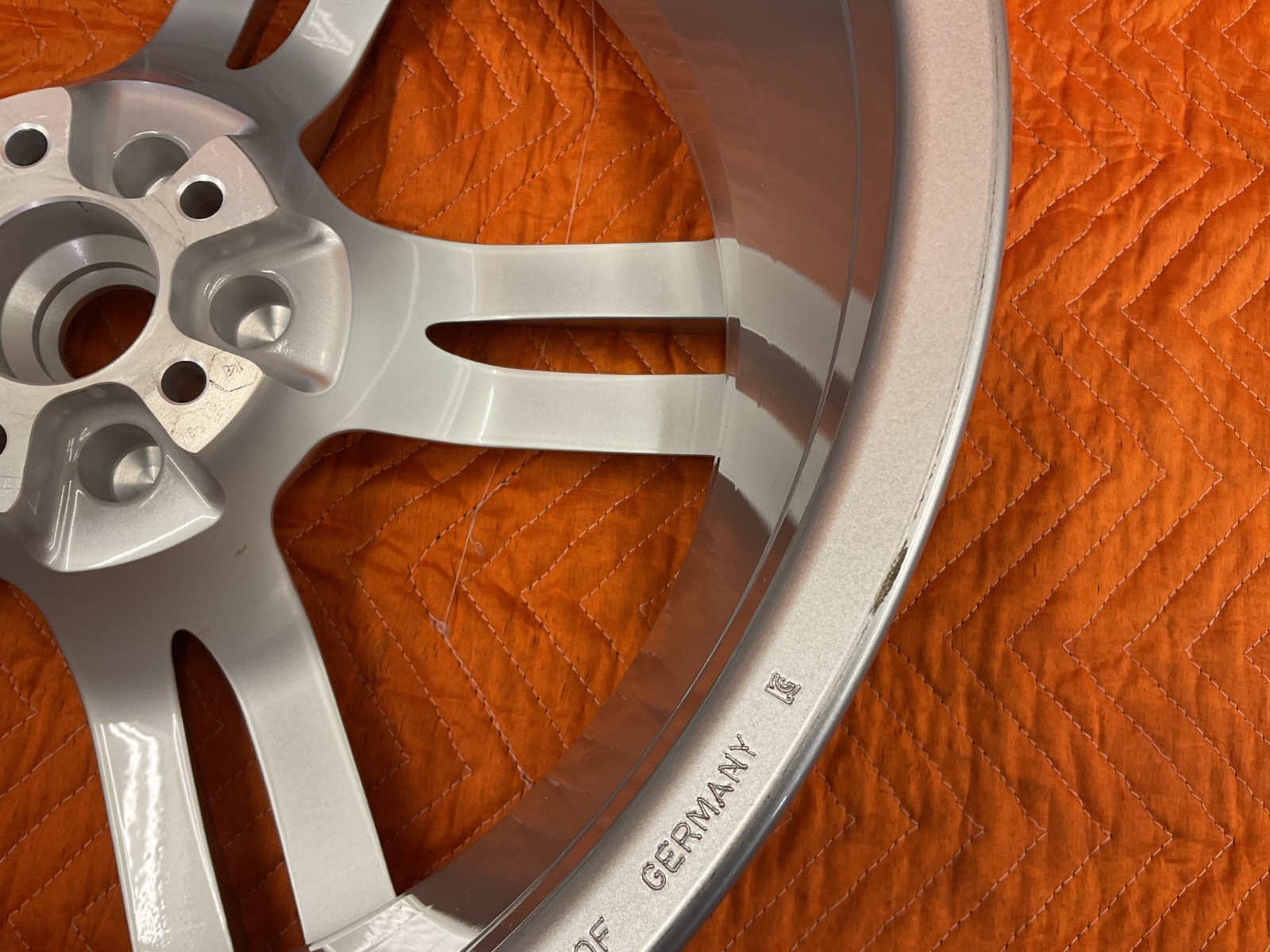 Ferrari Roma FRONT Wheel P/N 866482