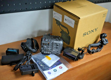 Sony ILME-FX6V Cinema Line Camera (115 Hrs)