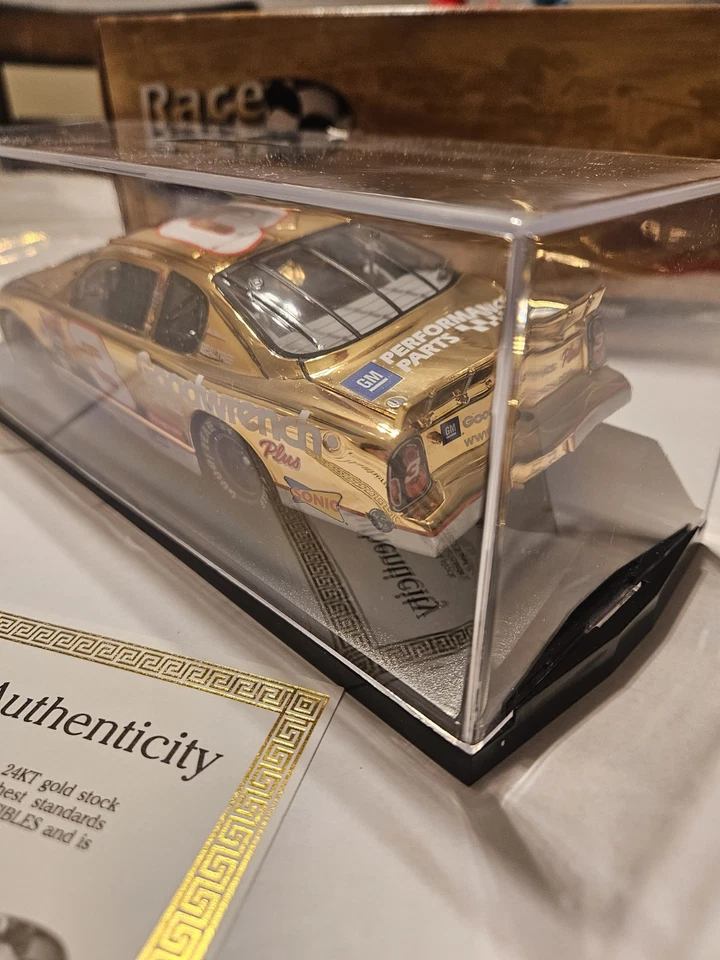 1/24 ACTION гонки болельщиков 2001 Монте-Карло #3 DALE EARHARDT GM Goodwrench 24KT золото - Изображение 3 из 4