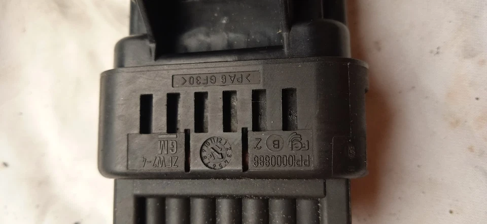 DELPHI VAUXHALL CORSA MERIVA COIL PACK GN10401 - Image 3 of 4