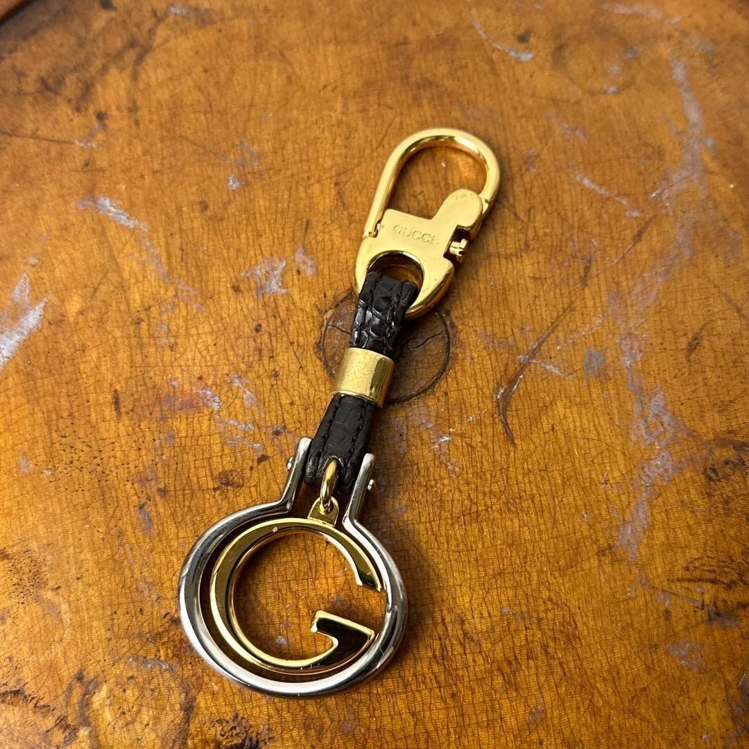 Authentic GUCCI OLD GUCCI Interlocking G Keychain… - image 2