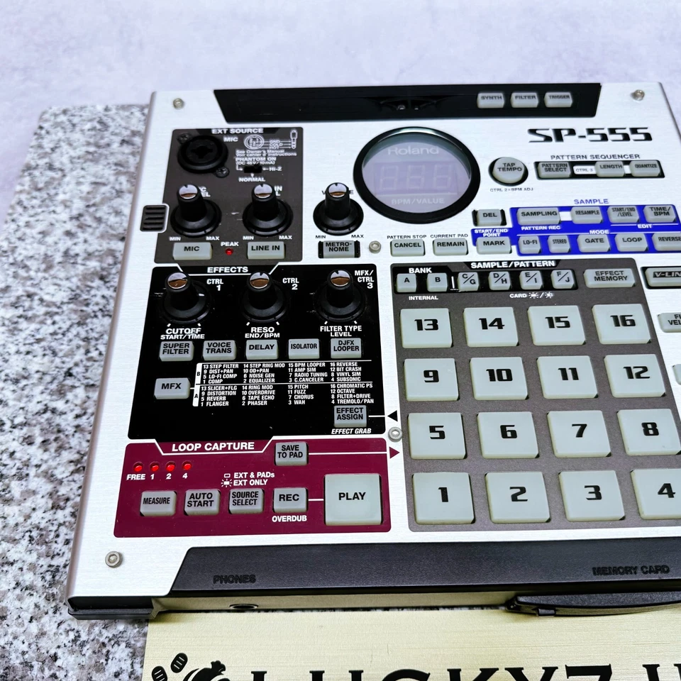 Roland SP-555 Creative Sampler guter Zustand funktioniert getestet aus Japan - Bild 3 von 4