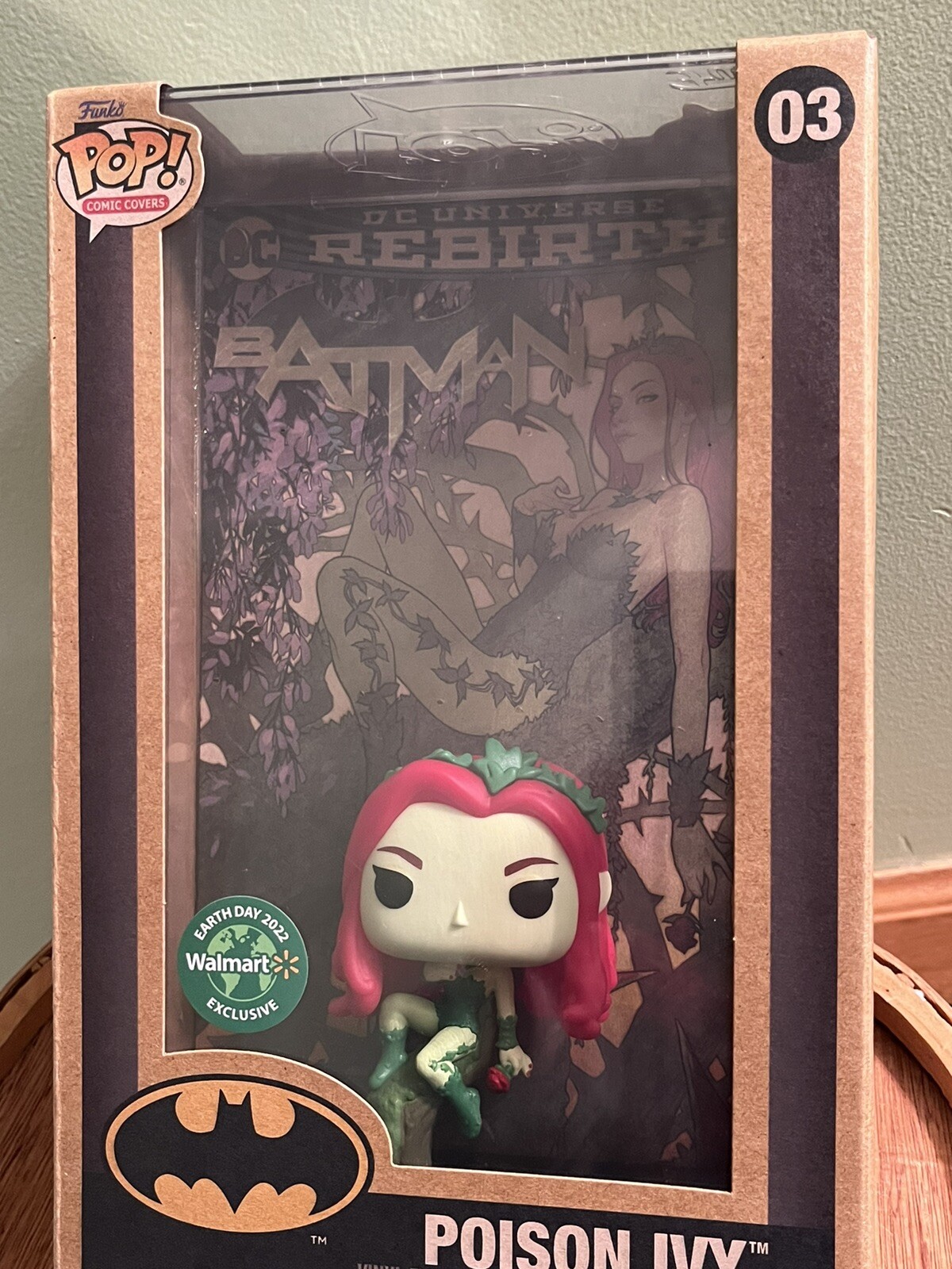 En Oferta Funko Pop! Portadas De Cómics: Batman Poison Ivy 03 Día De La Tierra 2022 Exclusivas De Walmart