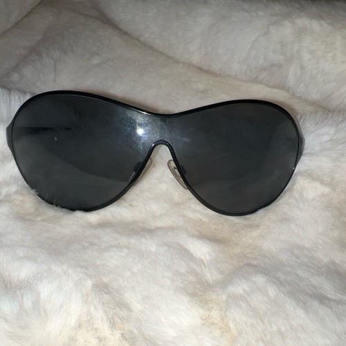 Dolce & Gabbana Black Oversized Sunglasses - Picture 2 of 9