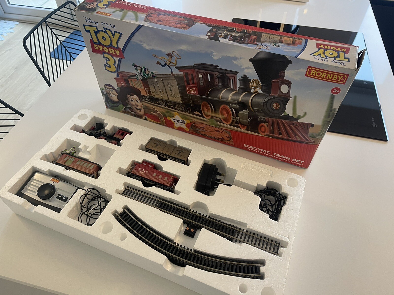 HORNBY R1149 TOY STORY 3 ELECTRIC TRAIN SET BOXED eBay