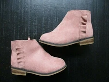 Cat & Jack Girls' Euna Faux Suede Ruffle Accent Side Zip Ankle Boots Size 7 VGUC