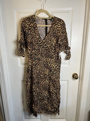 Jessica Simpson Leopard Print V- Neck Dress Size Medium NWT