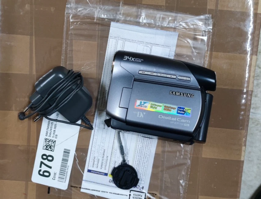 Samsung VP-D371W mini DV digital cam PAL videocamera camera telecamera video - Immagine 2 di 4