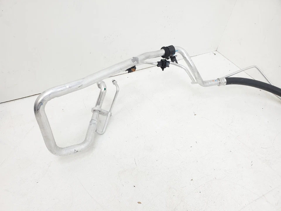 Mangueira de ar condicionado 2015-2019 LEXUS RC350 3.5L AWD A/C AC B 4990007880 FABRICANTE DE EQUIPAMENTO ORIGINAL  - Imagem 3 de 4