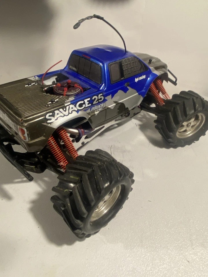 HPI SAVAGE .25 Ready To Run 4x4 Nitro Monster Truck Vintage - Image 4 of 4