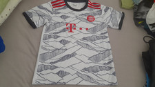 Jungen-Sport-Shirt "FC Bayer M&uuml;nchen", Gr. 164/170???