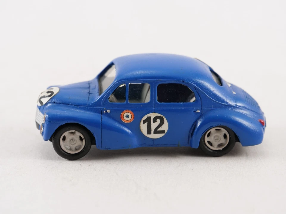Renault 4CV #12 In Resina 1/43 - Immagine 2 di 4