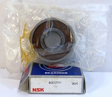 1 NEW NSK 6302DU 15X42X13mm RADIAL DEEP GROOVE BALL BEARING NIB MAKE OFFER