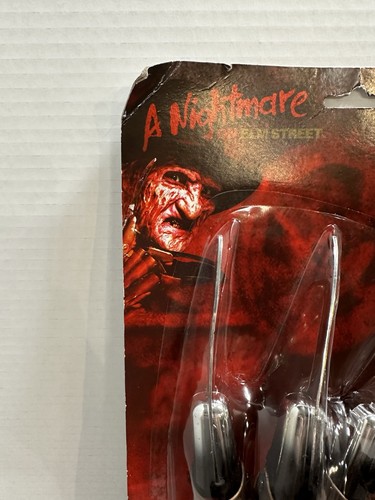 A Nightmare on Elm Street Freddy Krueger Deluxe Glove Rubies New - Picture 2 of 7