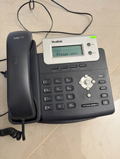 Yealink SIP-T20 Corded IP Phone 2-Line HD Voice Speakerphone Black/Silver