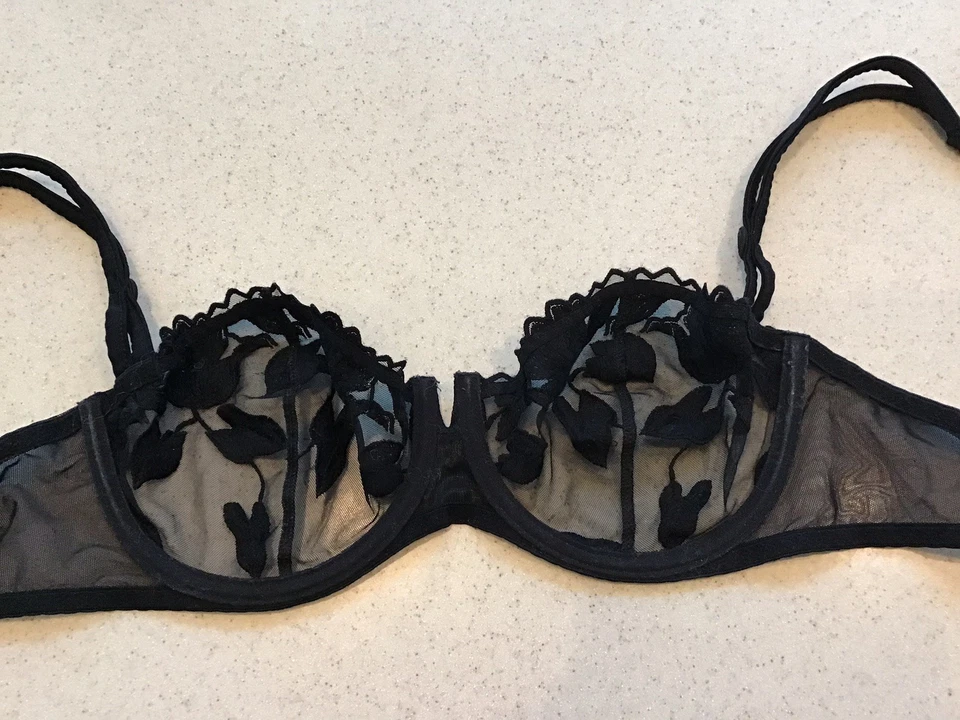 Sujetador con aros y encaje negro Aubade Foto 2 de 4