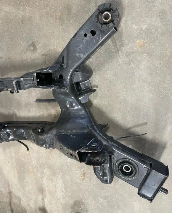 2013-2020 Nissan Pathfinder Rear AWD 4x4 Suspension Subframe Crossmember Oem Foto 3 de 4