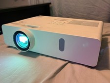 Panasonic PT-VW350 WXGA Projector – 2700 Lamp Hours – HDMI Fault – Working