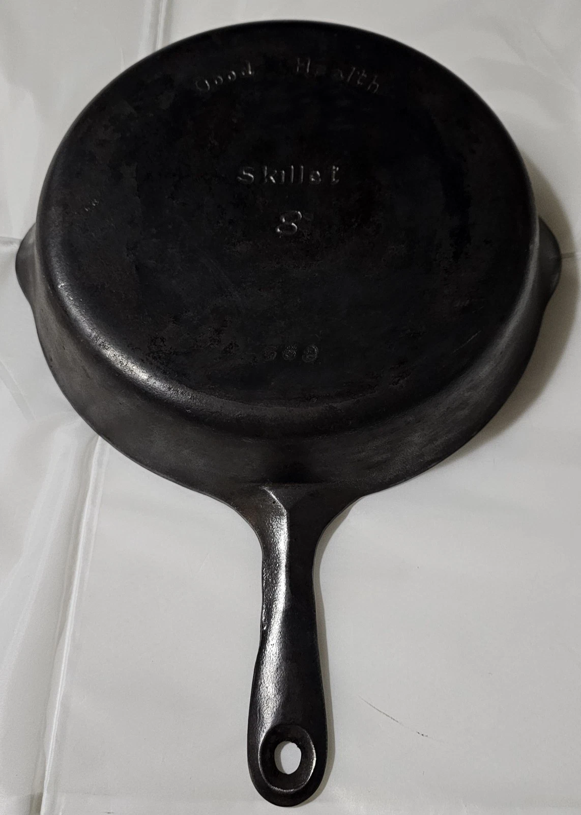 Griswold Good Health # 8 Cast Iron Skillet (NOT SEASONED)