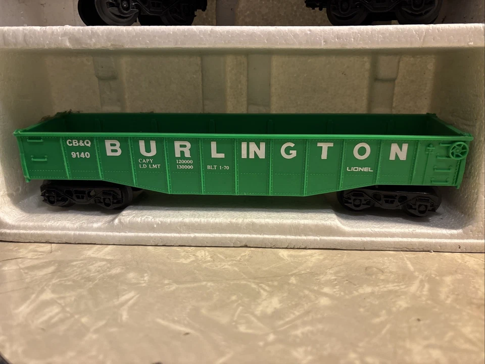 Vintage Lionel Blue Streak Freight Train Set O27 Gauge Electric Train Set - Image 4 of 4