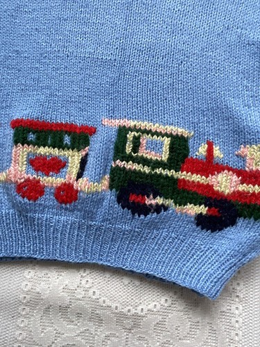 Vintage Cute Hand Knitted Sweater For Kids, Size 6-8 - Picture 3 of 4