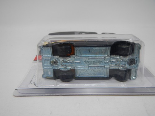 Hot Wheels Larry's Garage '56 Chevy Chase / Initialed (1) - Picture 3 of 4