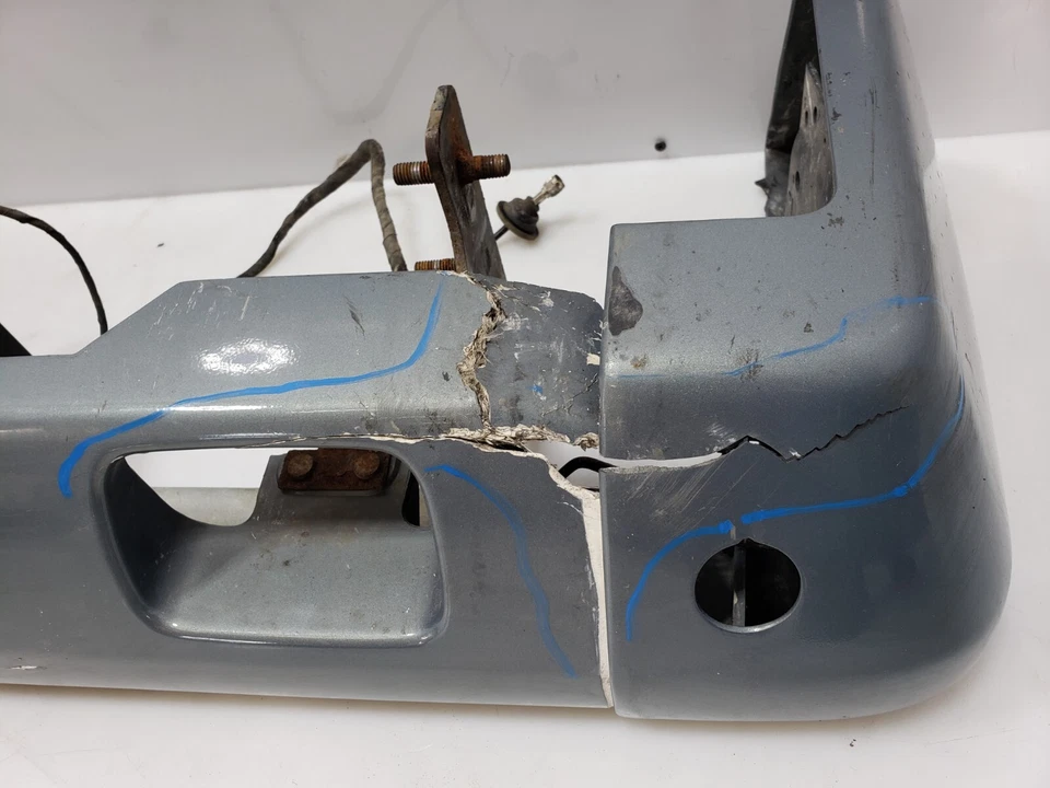 ✅ 02-07 OEM Mercedes W463 G55 AMG Parachoques Trasero Cubierta Panel Gris Tapas NOTA* Foto 2 de 4