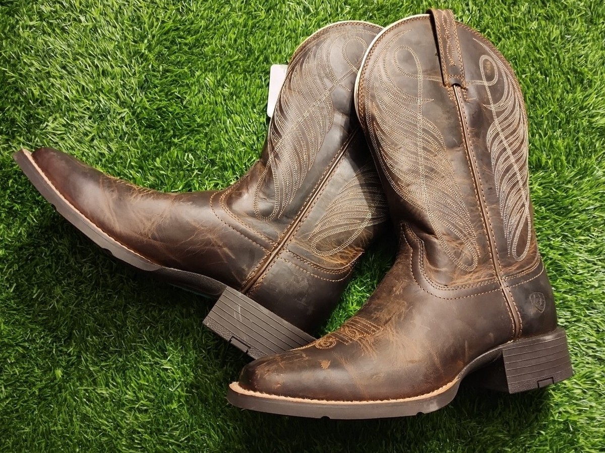 10018528 Ariat Womens Round Up Wide Square Toe Cowboy Boots Powder