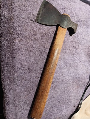 Vintage Antique Hatchet Axe- WINCHESTER w/claw USA Carpenters 